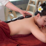 Massage Cho Nữ Tại Nhà